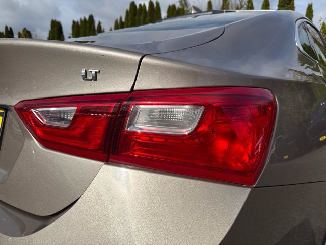 Used 2024 Chevrolet Malibu LT FWD image 13