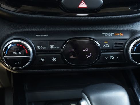 Used 2023 Kia Soul GT-Line w/ GT-Line Technology Package FWD image 9