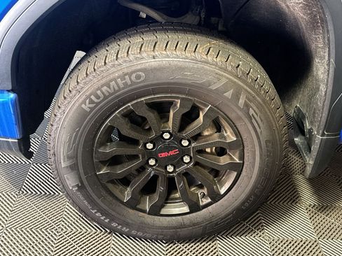 Used 2023 GMC Sierra 1500 AT4X AWD/4WD image 12