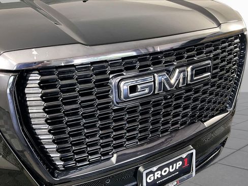 Certified 2023 GMC Yukon Denali Ultimate AWD/4WD image 28