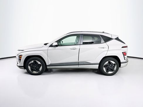 Used 2024 Hyundai Kona SEL FWD image 4