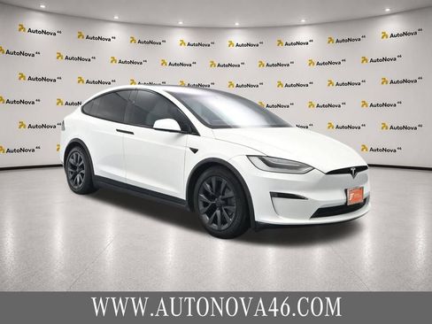 Used 2022 Tesla Model X AWD/4WD image 11