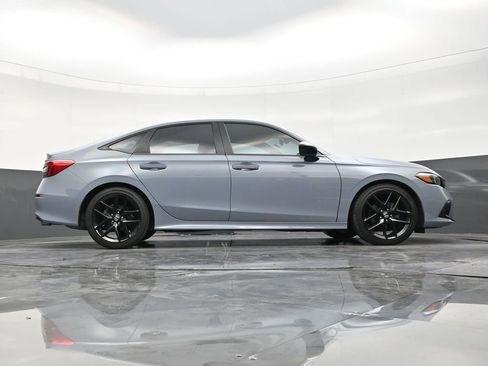 Used 2023 Honda Civic Sport image 26