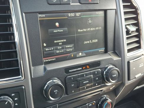 Used 2015 Ford F150 XLT w/ Equipment Group 302A Luxury AWD/4WD image 17
