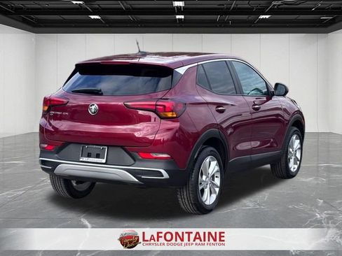 Used 2022 Buick Encore GX Preferred w/ Cold Weather Comfort Package AWD/4WD image 5