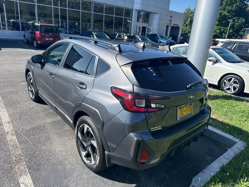 Used 2024 Subaru Crosstrek 2.5i Limited AWD/4WD image 7
