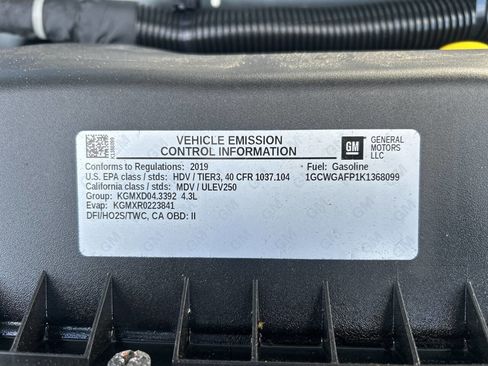 Used 2019 Chevrolet Express 2500 w/ Driver Convenience Package image 16