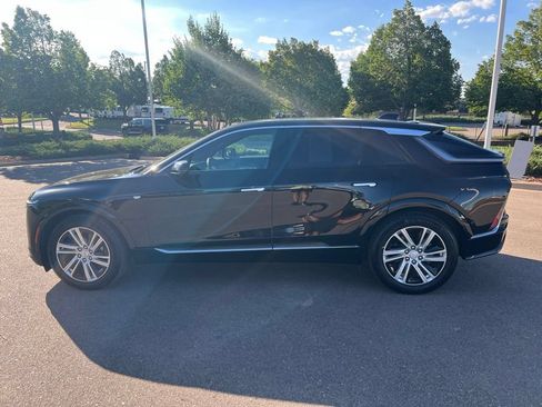 Used 2024 Cadillac Lyriq Tech w/ Driver Assist Package AWD/4WD image 2