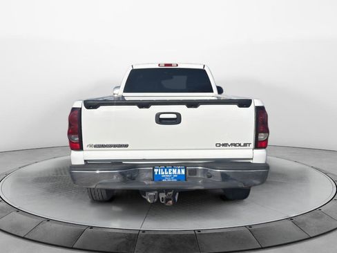 Used 2004 Chevrolet Silverado 1500 LS w/ Light Duty Power Package AWD/4WD image 6