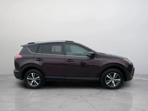 Used 2016 Toyota RAV4 XLE AWD/4WD image 9