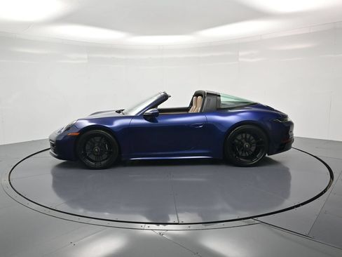 Used 2022 Porsche 911 Targa 4 GTS AWD/4WD image 2