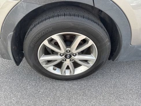 Used 2016 Hyundai Santa Fe Sport 2.0T AWD/4WD image 9