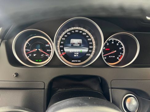 Used 2013 Mercedes-Benz C 63 AMG Sedan image 5