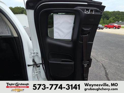 Used 2020 Chevrolet Colorado W/T RWD image 26