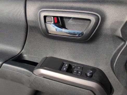 Used 2023 Toyota Tacoma TRD Sport image 13