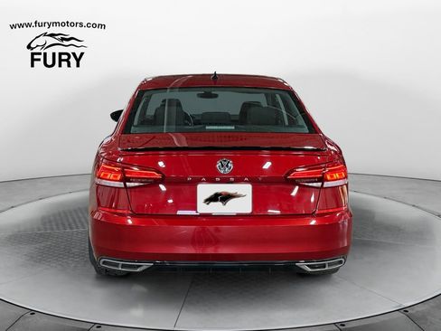 Used 2020 Volkswagen Passat 2.0T R-Line FWD image 4