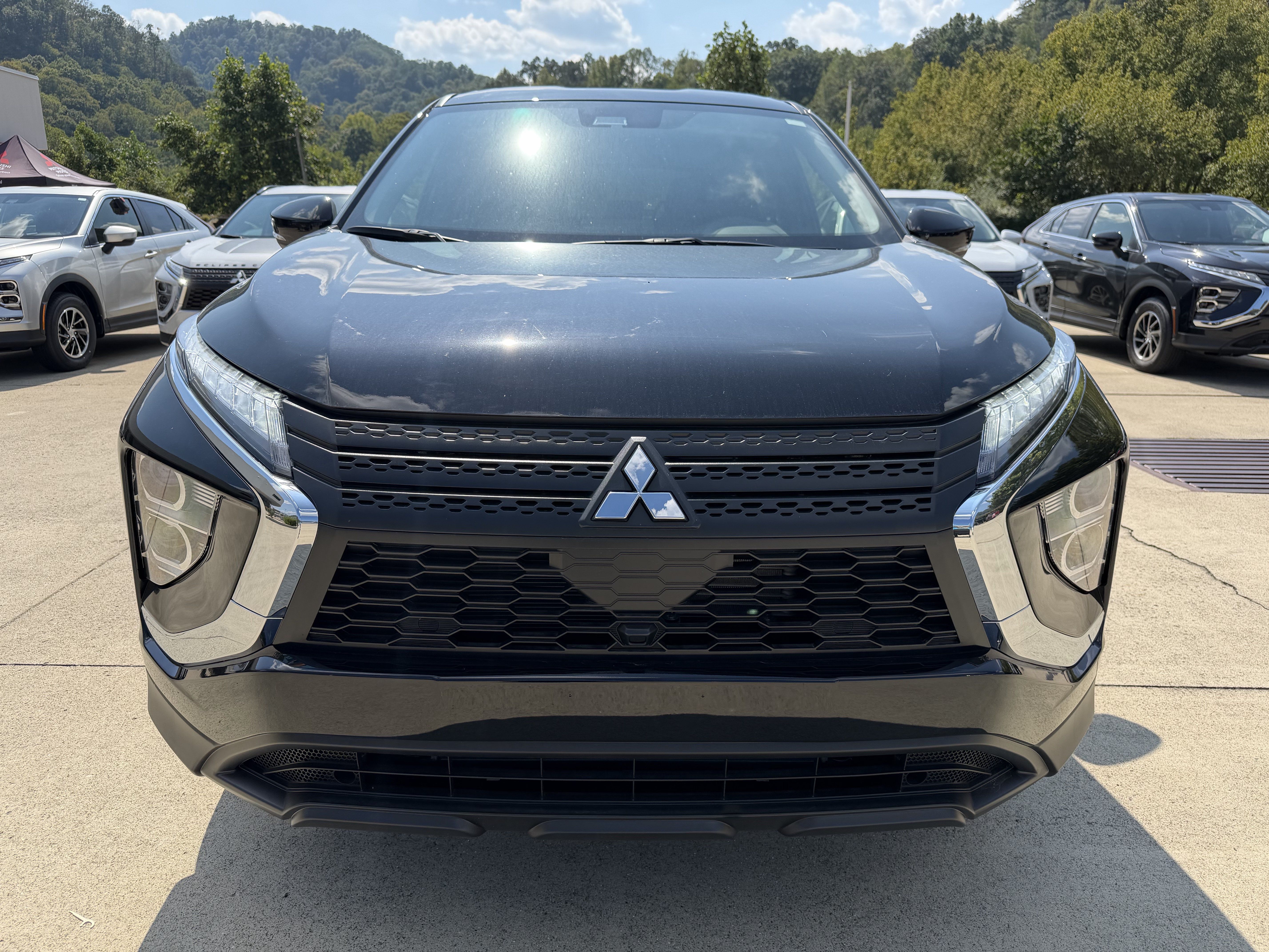 New 2026 Mitsubishi Eclipse Cross ES AWD/4WD image 2