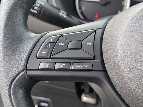 New 2025 Nissan Kicks Play S image 18