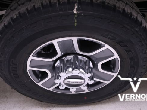 New 2026 Ford F250 Lariat w/ Lariat Premium Package image 41