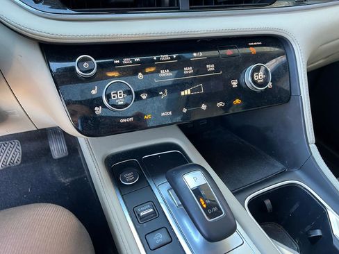 Used 2022 INFINITI QX60 Luxe w/ Vision Package image 27