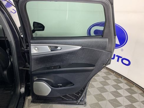 Used 2020 Lincoln Nautilus Reserve w/ Equipment Group 202A image 39