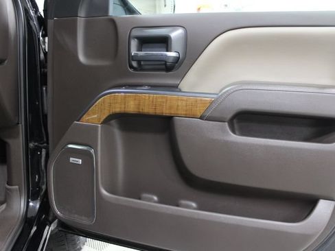 Used 2018 GMC Sierra 1500 SLT AWD/4WD image 25