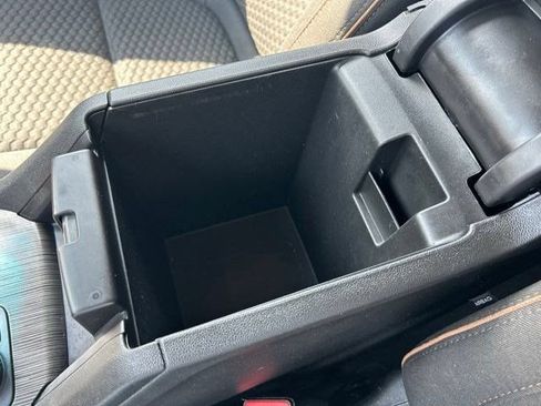 Used 2019 GMC Acadia SLE w/ Driver Alert Package I AWD/4WD image 32