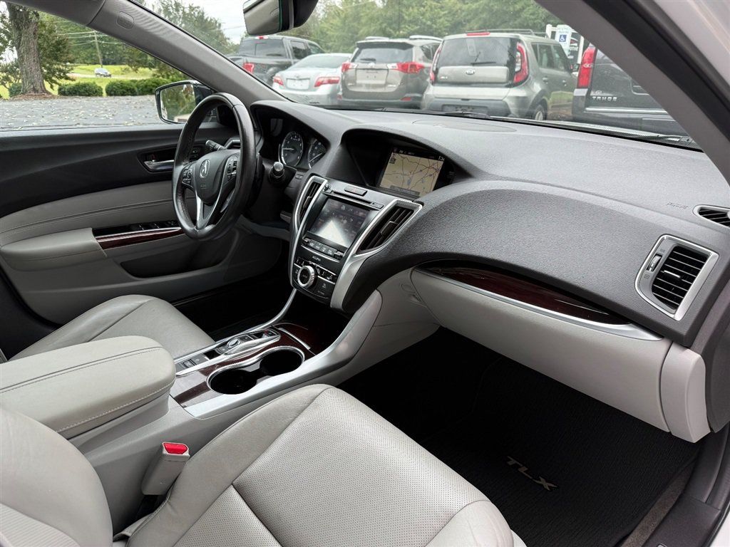Used 2015 Acura TLX w/ Technology Package FWD image 13