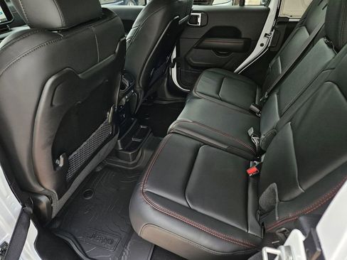 New 2026 Jeep Wrangler Unlimited Rubicon image 12