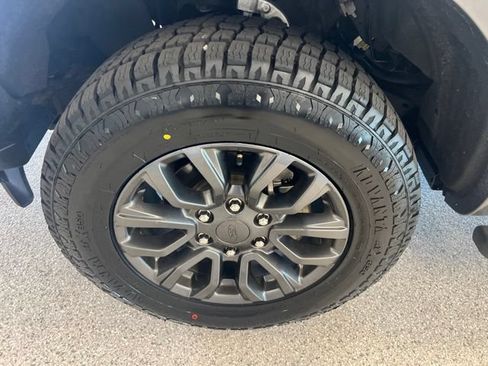 Used 2019 Ford Ranger XLT w/ Equipment Group 301A Mid AWD/4WD image 11