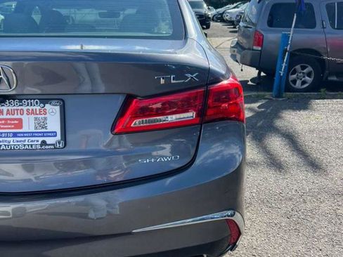 Used 2018 Acura TLX V6 SH-AWD image 10