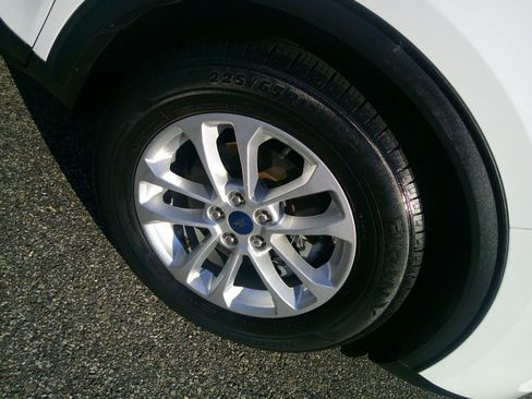 Used 2020 Ford Escape SE FWD image 21