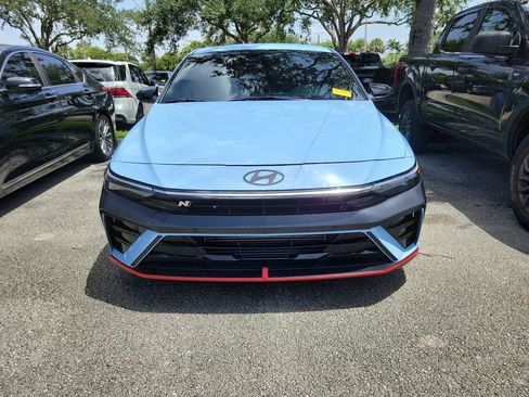 Used 2026 Hyundai Elantra N FWD image 2