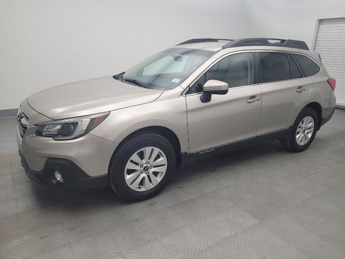 Used 2018 Subaru Outback 2.5i Premium image 2