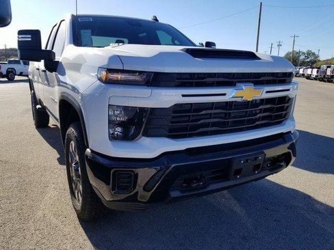 New 2026 Chevrolet Silverado 2500 Custom w/ Custom Convenience Package image 6
