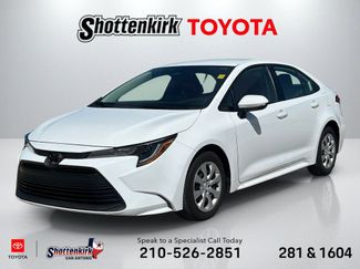 Certified 2025 Toyota Corolla LE video 1