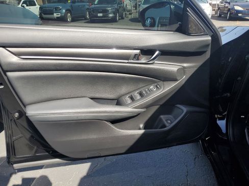 Used 2022 Honda Accord Sport Special Edition image 12