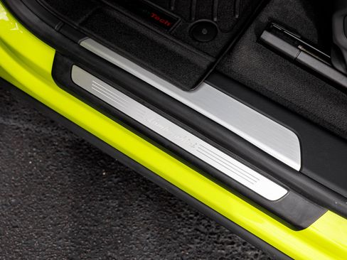 Used 2023 Lamborghini Urus S image 13