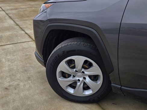 Used 2019 Toyota RAV4 LE image 36