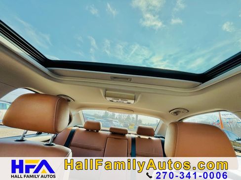 Used 2011 BMW 328i Sedan RWD image 23