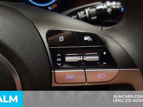 Certified 2024 Hyundai Elantra Blue image 27