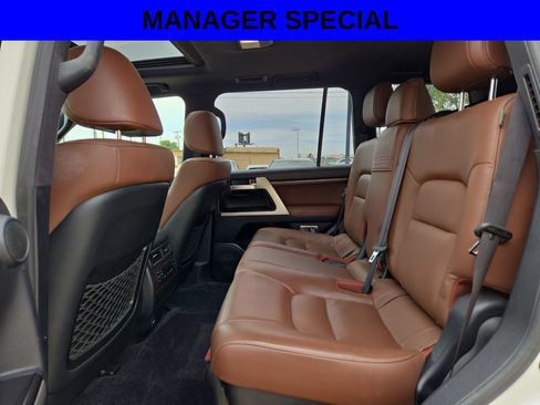 Used 2019 Toyota Land Cruiser AWD/4WD image 13