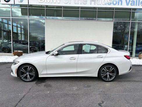 Used 2022 BMW 330i xDrive Sedan w/ Convenience Package image 2