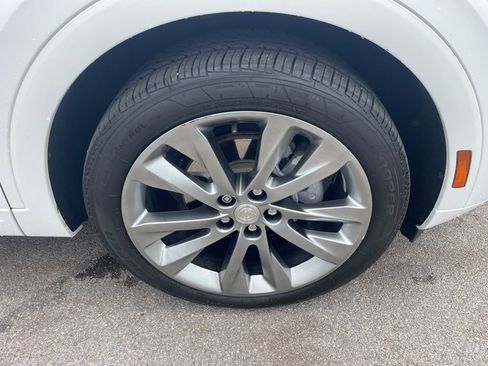 Used 2021 Buick Envision Avenir w/ Technology Package II image 42