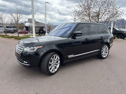 Used 2017 Land Rover Range Rover Supercharged AWD/4WD image 3