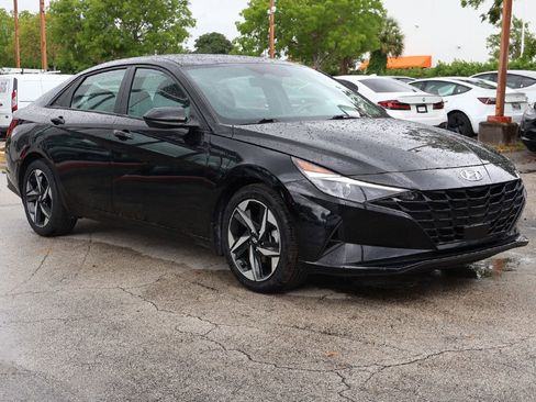 Used 2023 Hyundai Elantra SEL w/ Convenience Package FWD image 47