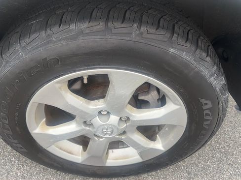 Used 2009 Toyota RAV4 Limited AWD/4WD image 24