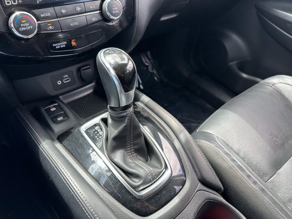 Used 2018 Nissan Rogue SL w/ Premium Package FWD image 20