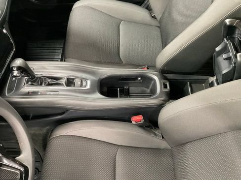 Certified 2022 Honda HR-V EX image 21