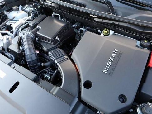 New 2026 Nissan Rogue Platinum AWD/4WD image 32